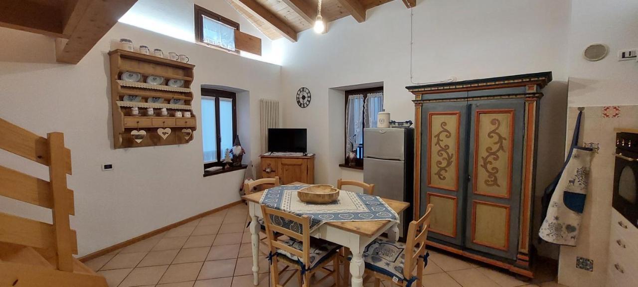 Loft Della Perpetua Di Casa Bernardi, Fuga Romantica Petfriendly Montagnaga  Kültér fotó