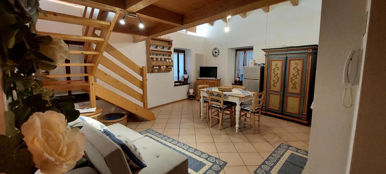Loft Della Perpetua Di Casa Bernardi, Fuga Romantica Petfriendly Montagnaga  Kültér fotó