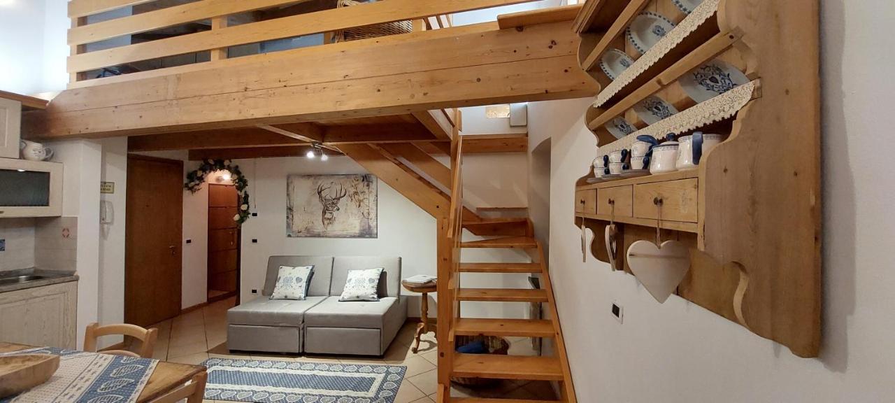 Loft Della Perpetua Di Casa Bernardi, Fuga Romantica Petfriendly Montagnaga  Kültér fotó