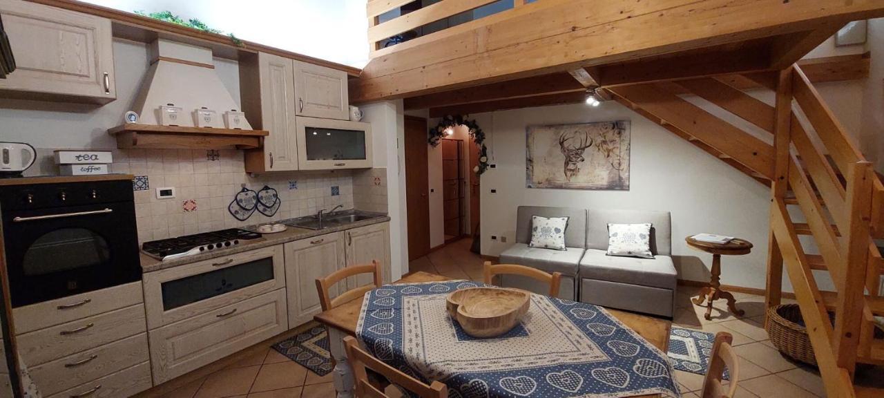 Loft Della Perpetua Di Casa Bernardi, Fuga Romantica Petfriendly Montagnaga  Kültér fotó