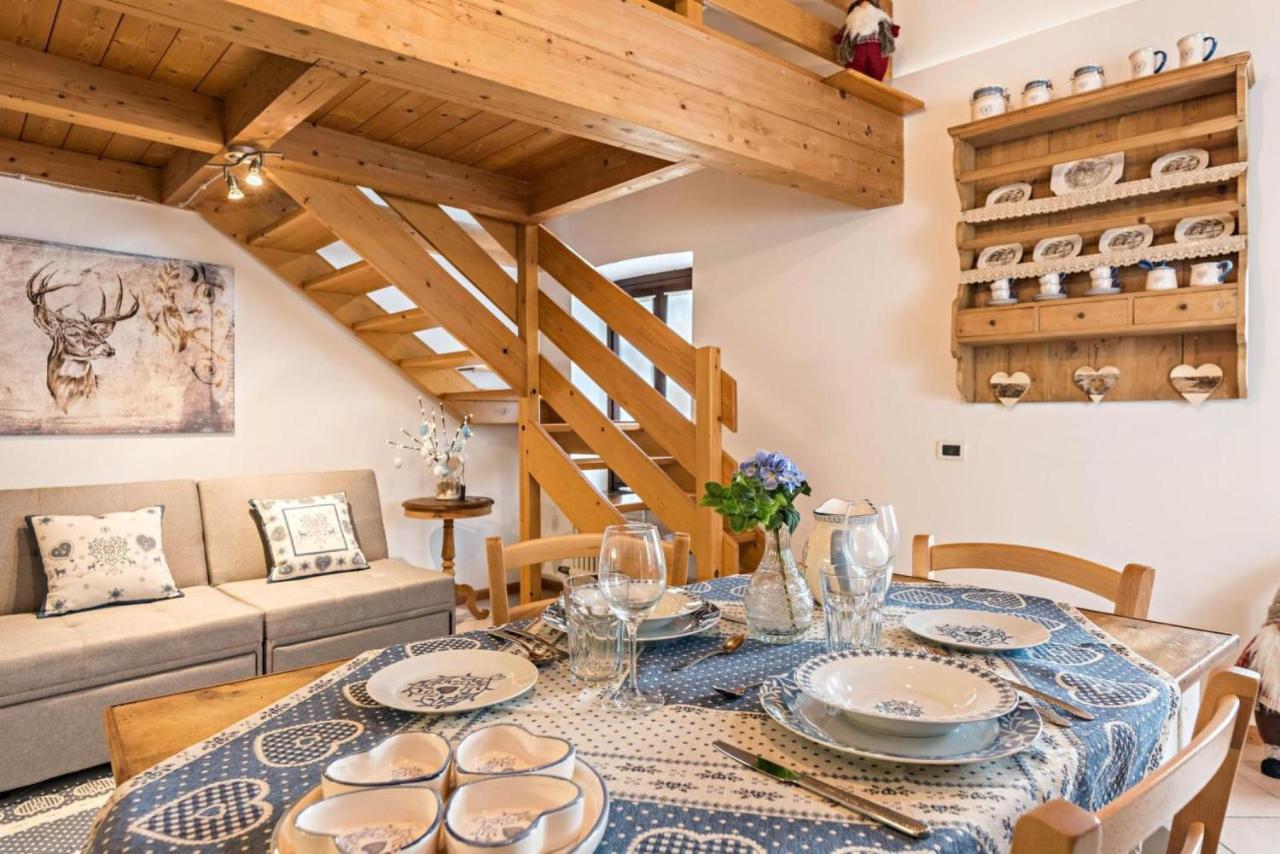 Loft Della Perpetua Di Casa Bernardi, Fuga Romantica Petfriendly Montagnaga  Kültér fotó