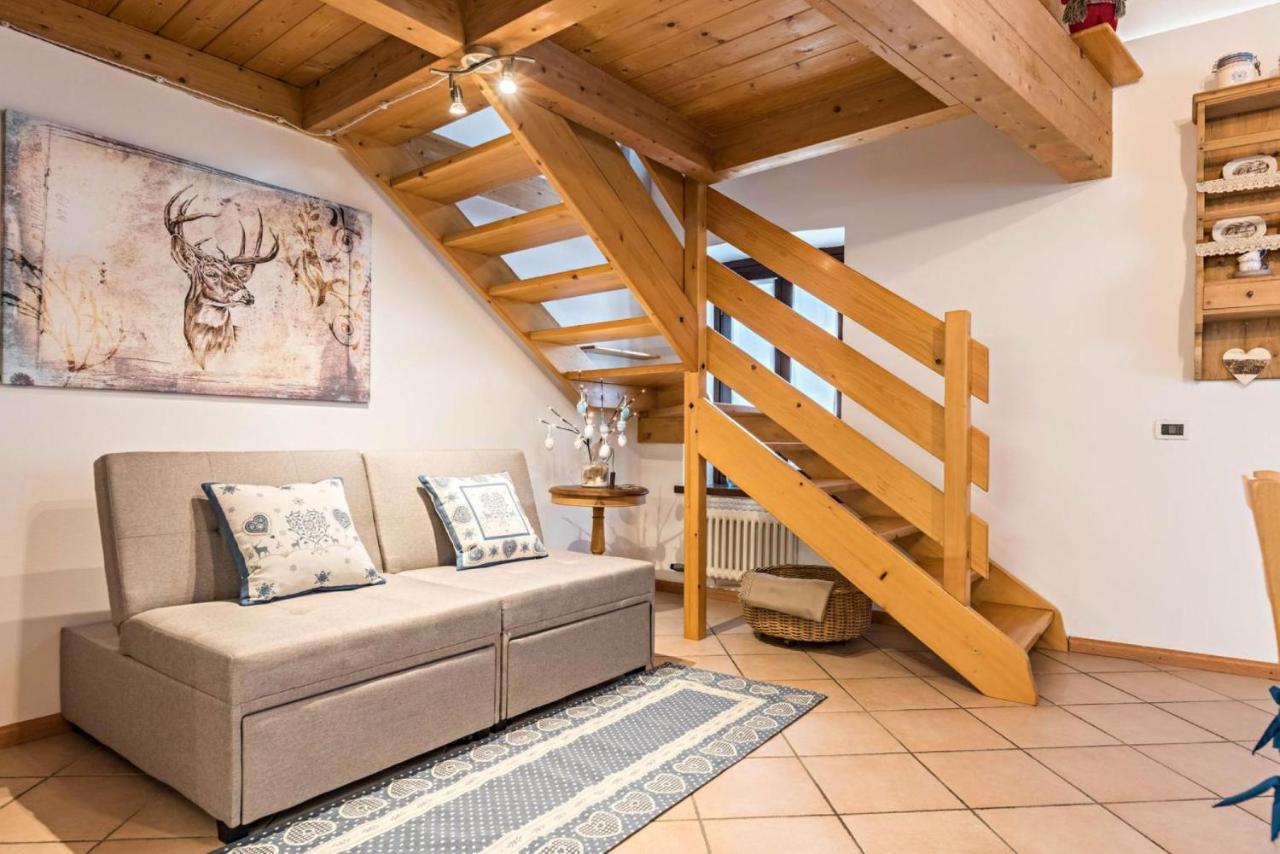Loft Della Perpetua Di Casa Bernardi, Fuga Romantica Petfriendly Montagnaga  Kültér fotó