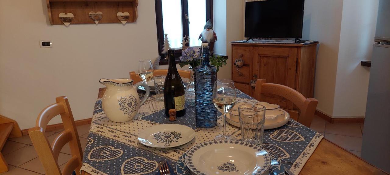 Loft Della Perpetua Di Casa Bernardi, Fuga Romantica Petfriendly Montagnaga  Kültér fotó