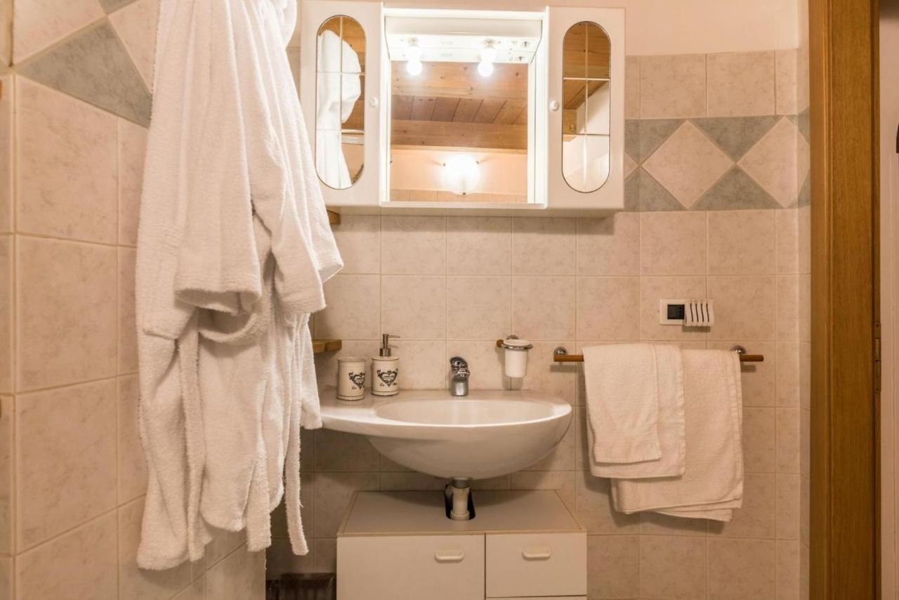 Loft Della Perpetua Di Casa Bernardi, Fuga Romantica Petfriendly Montagnaga  Kültér fotó