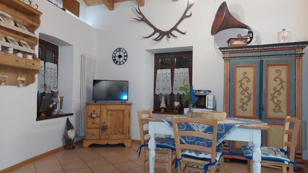 Loft Della Perpetua Di Casa Bernardi, Fuga Romantica Petfriendly Montagnaga  Kültér fotó