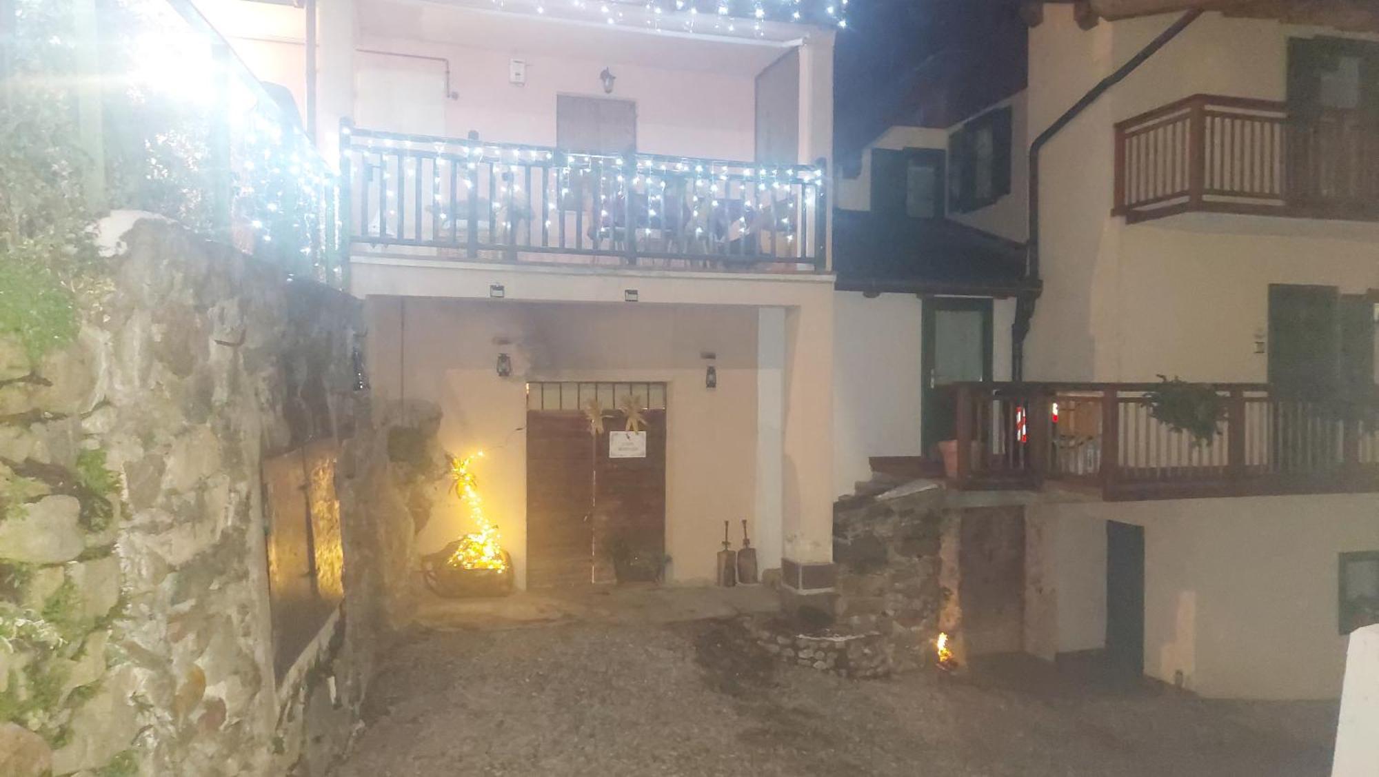 Loft Della Perpetua Di Casa Bernardi, Fuga Romantica Petfriendly Montagnaga  Kültér fotó